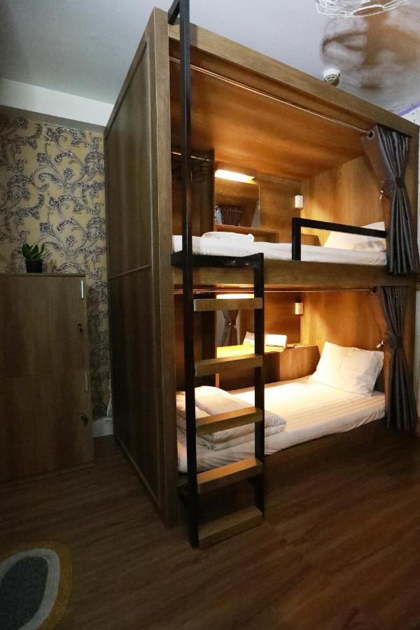 Bui Vien Street Hostel مدينة هوشي منه المظهر الخارجي الصورة
